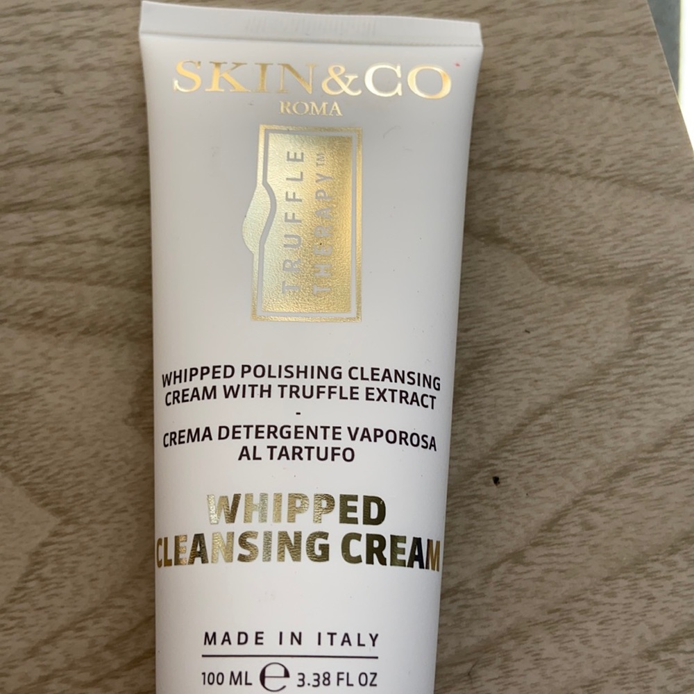 Skin & Co Roma whipped cleansing cream